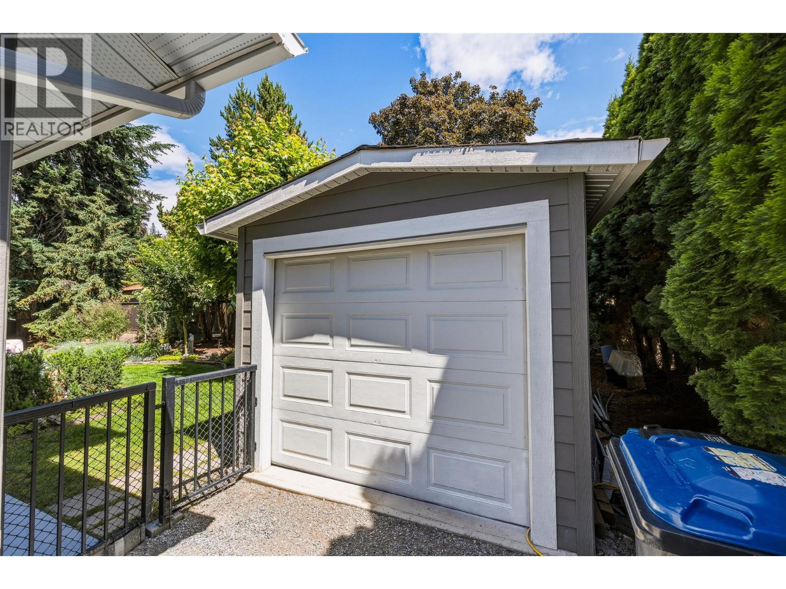 882 Roma Court - 55