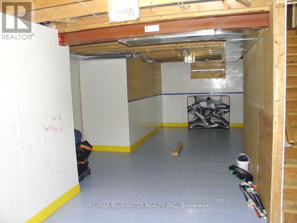 95 DEBORAH DRIVE - 24