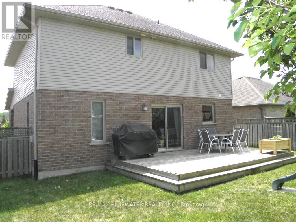 95 DEBORAH DRIVE - 5