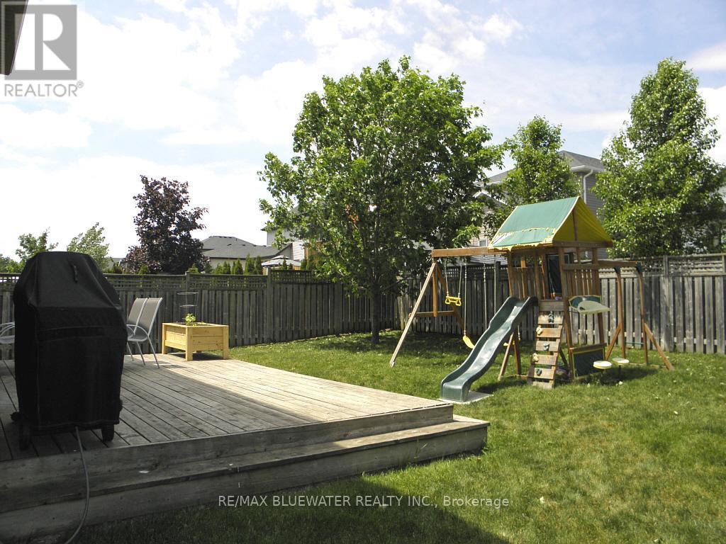 95 DEBORAH DRIVE - Image 3