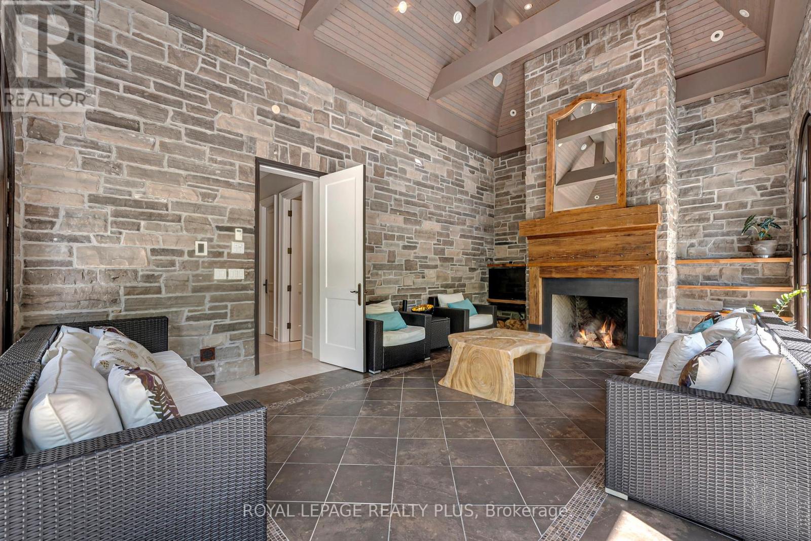 1476 CARMEN DRIVE - 17