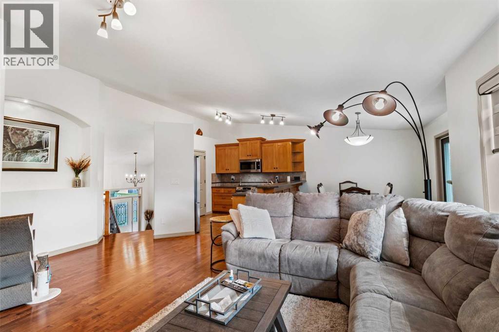 4721 58 Avenue - 13