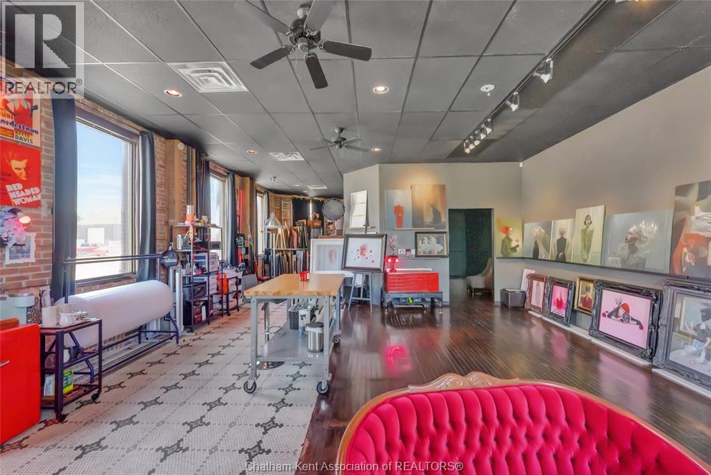 500 Wallace STREET - 10