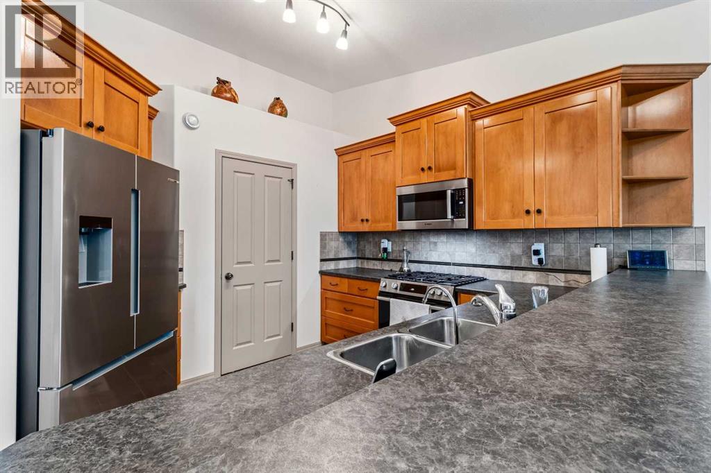4721 58 Avenue - 6