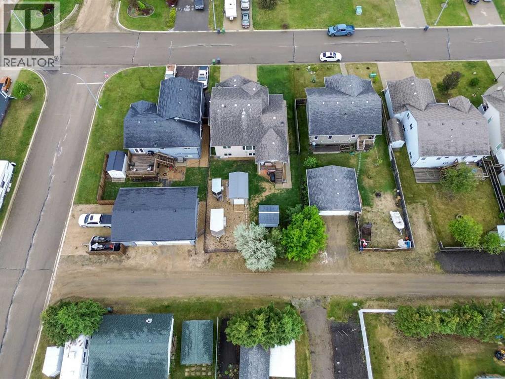 4721 58 Avenue - 43