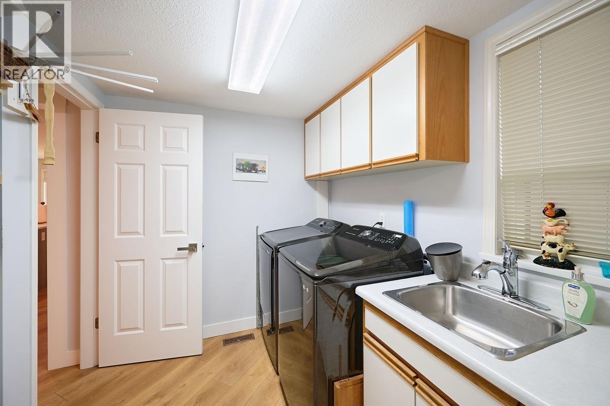 4443 DAWN Place, Delta
