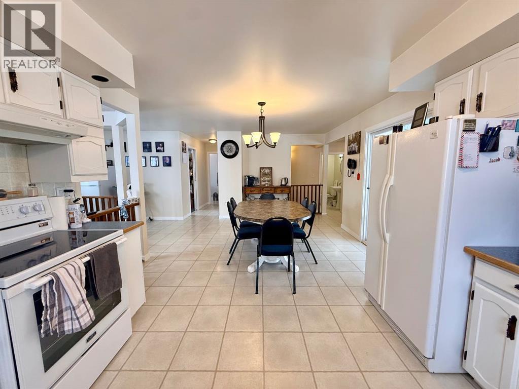 14371 TWP RD 1072 - 18