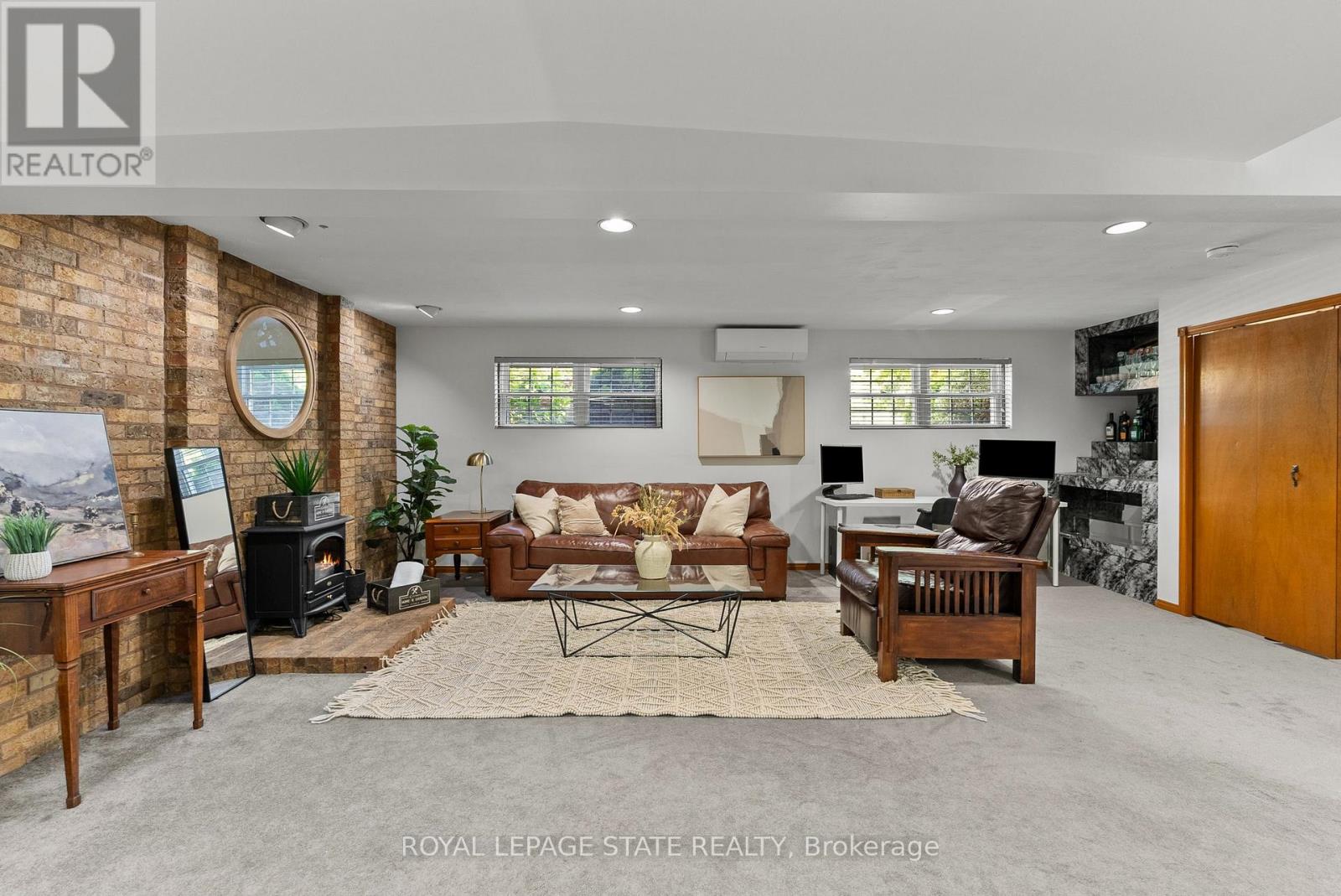 83 AMBERWOOD STREET - 24