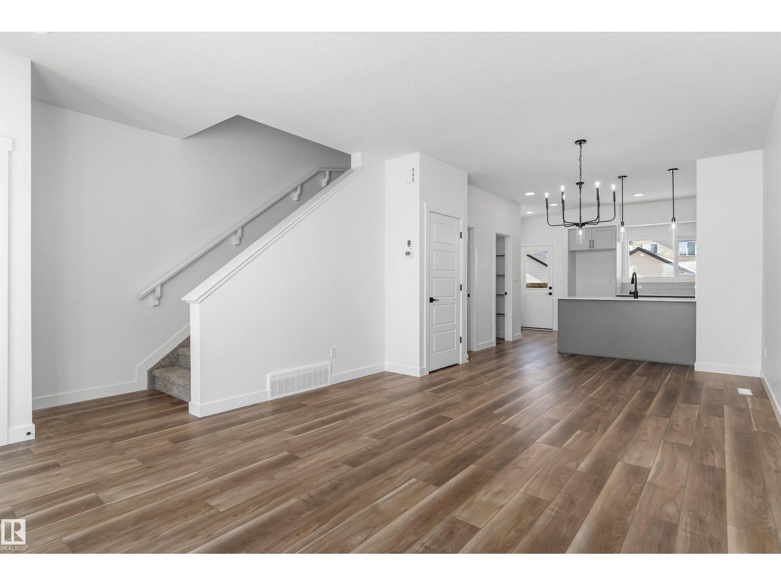 4203 63 ST - 3