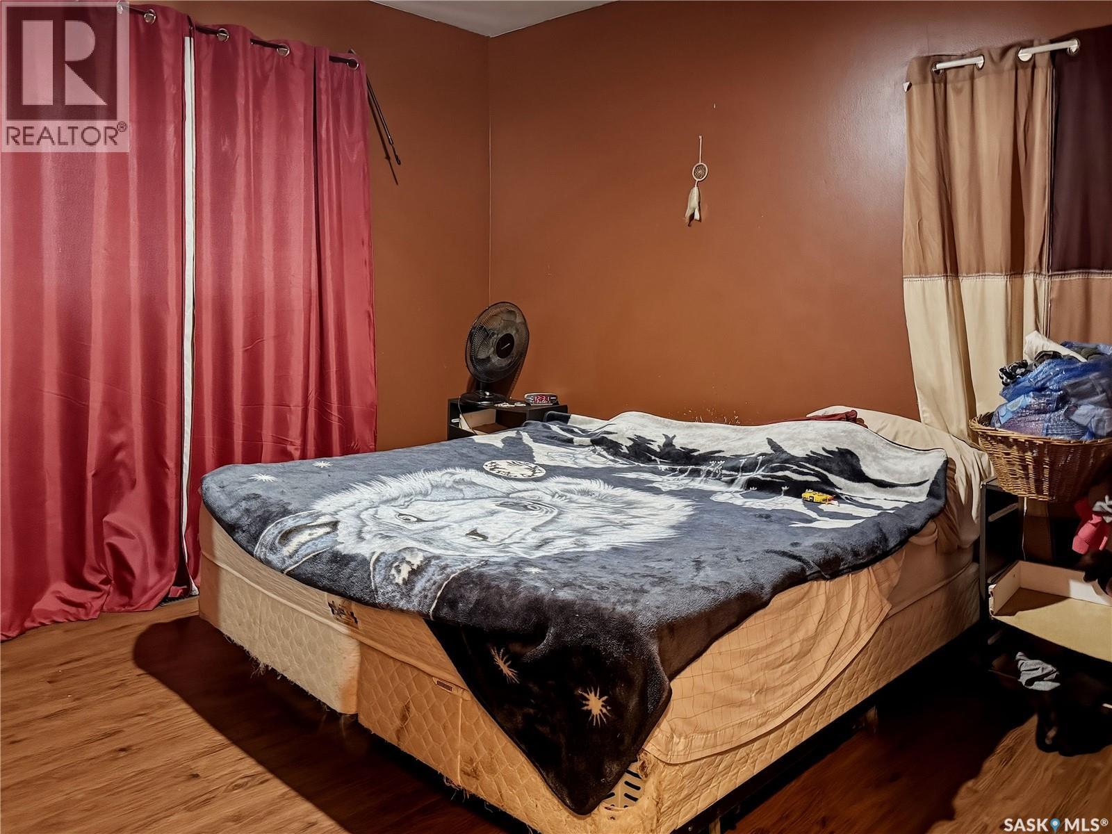 1041 3rd STREET E - 13