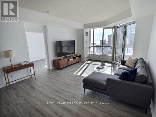 #2322 230 QUEENS QUAY W - 16