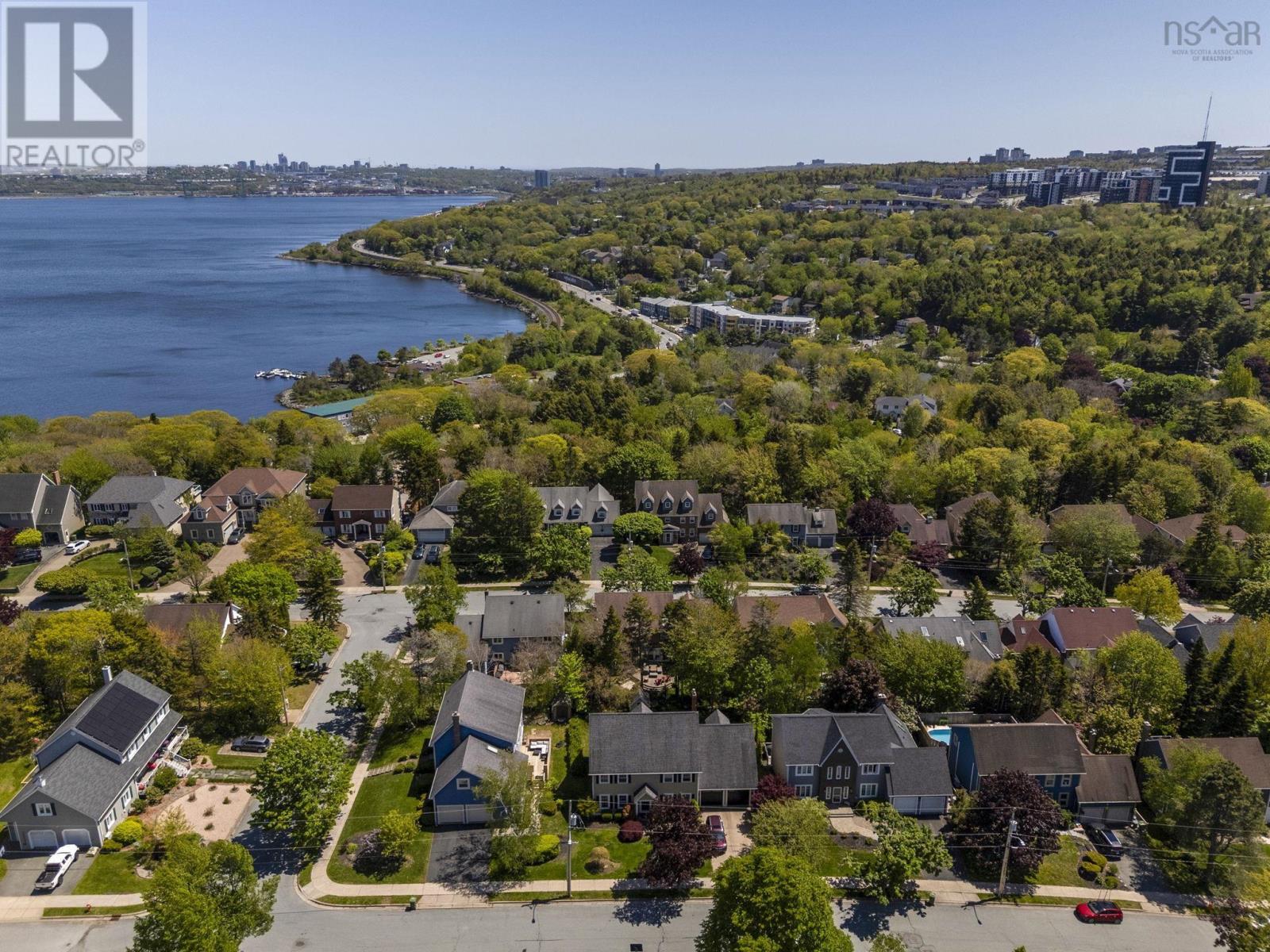171 Cresthaven Drive - 45