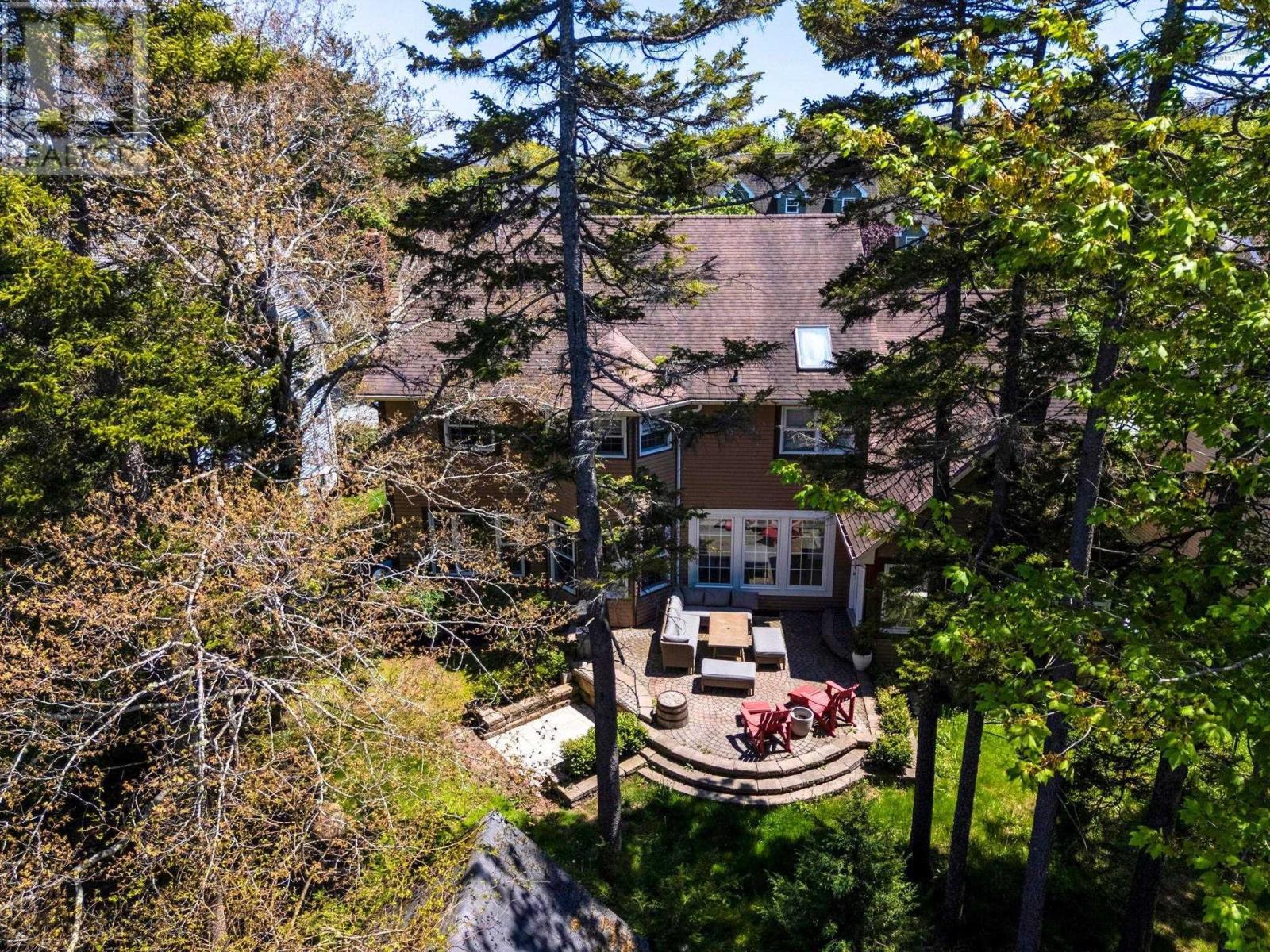 171 Cresthaven Drive - 46