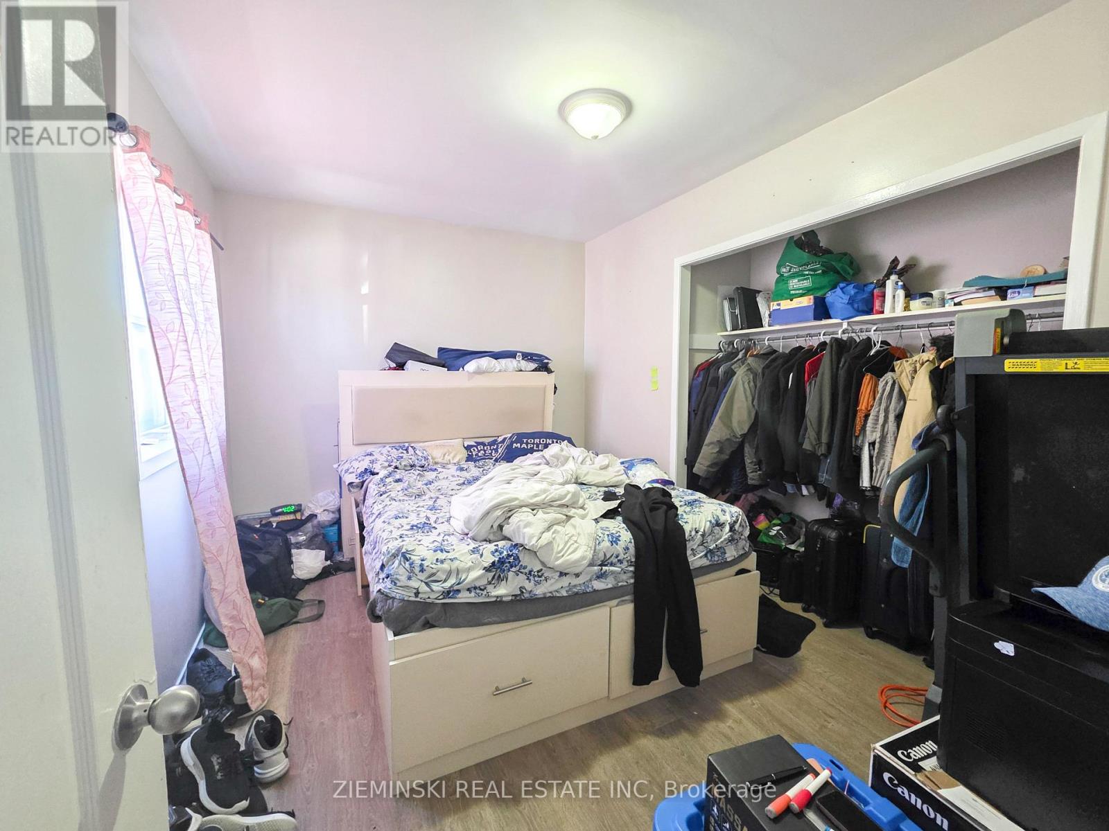 115 POLLOCK STREET - 33
