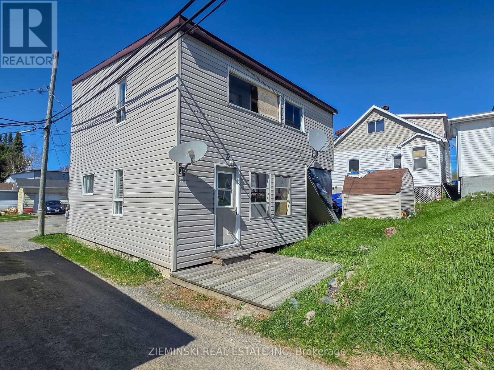 115 POLLOCK STREET - 35