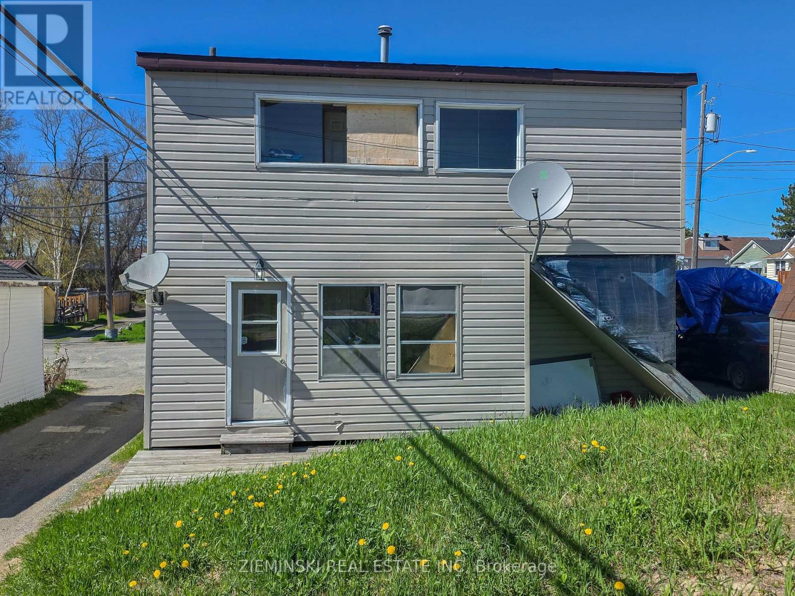 115 POLLOCK STREET - 36