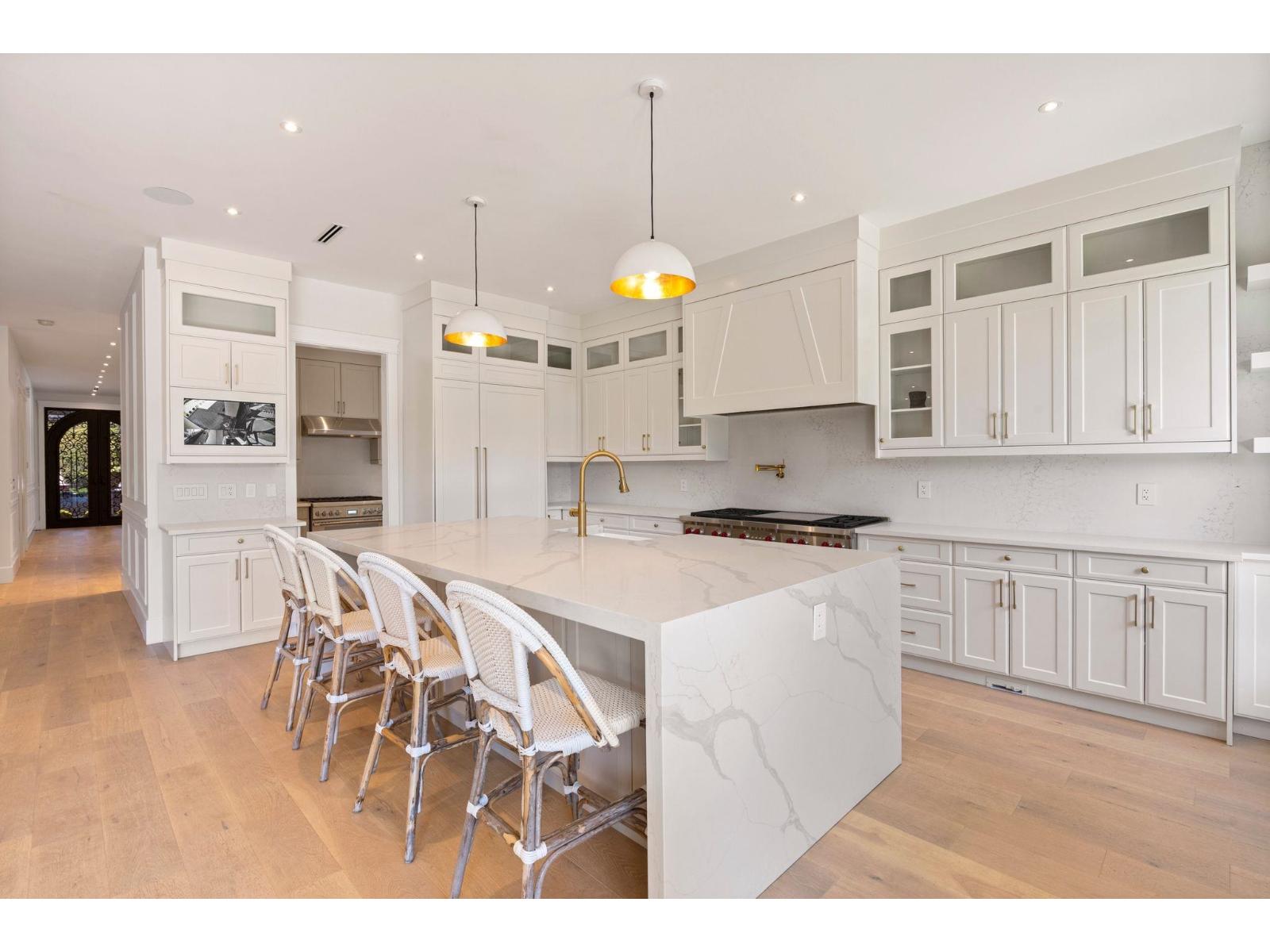 12686 25 AVENUE, Surrey