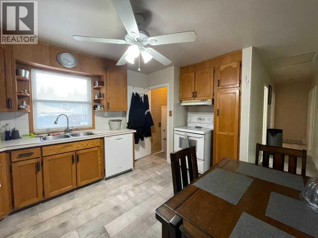 4803 Montana Crescent NW - 14