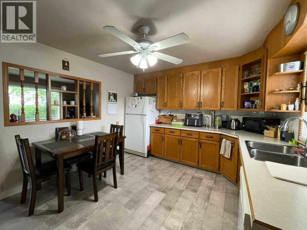 4803 Montana Crescent NW - 16