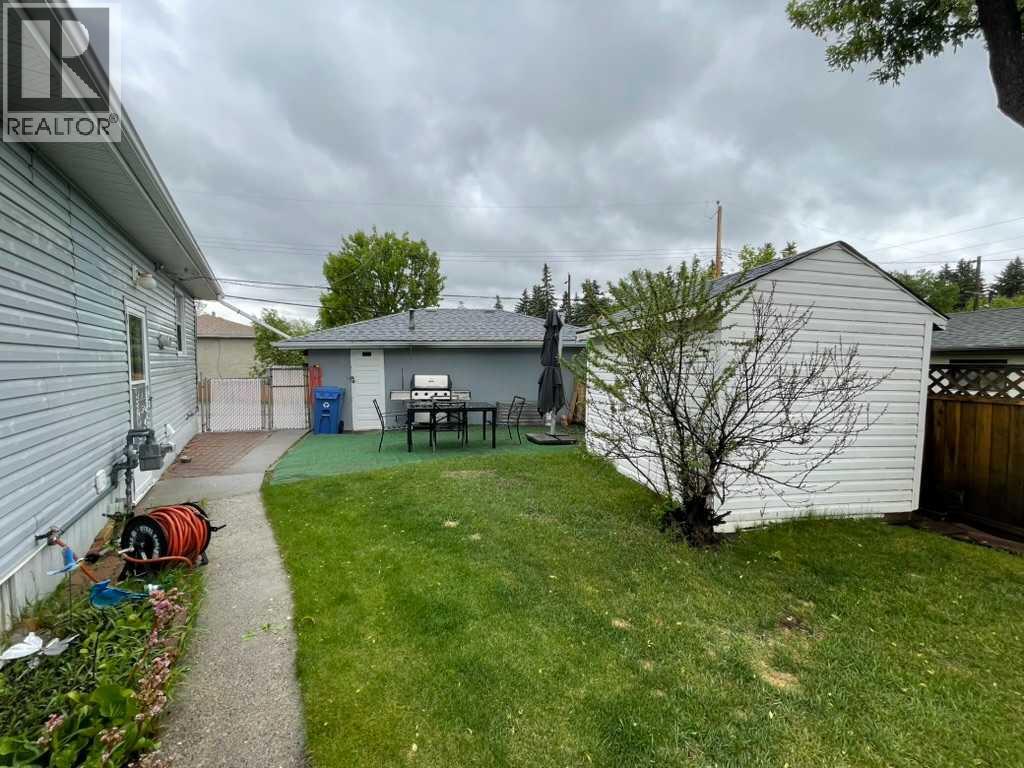 4803 Montana Crescent NW - 29