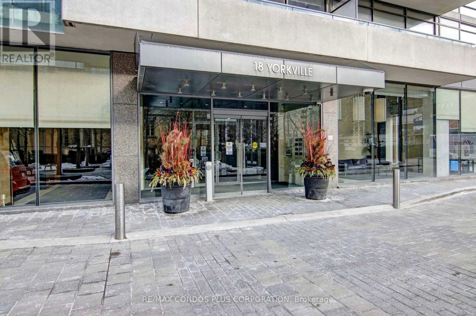 Building's Entrance