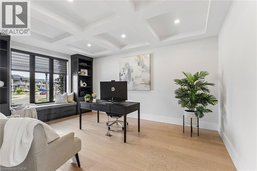 95 PONDCLIFFE Drive - 18