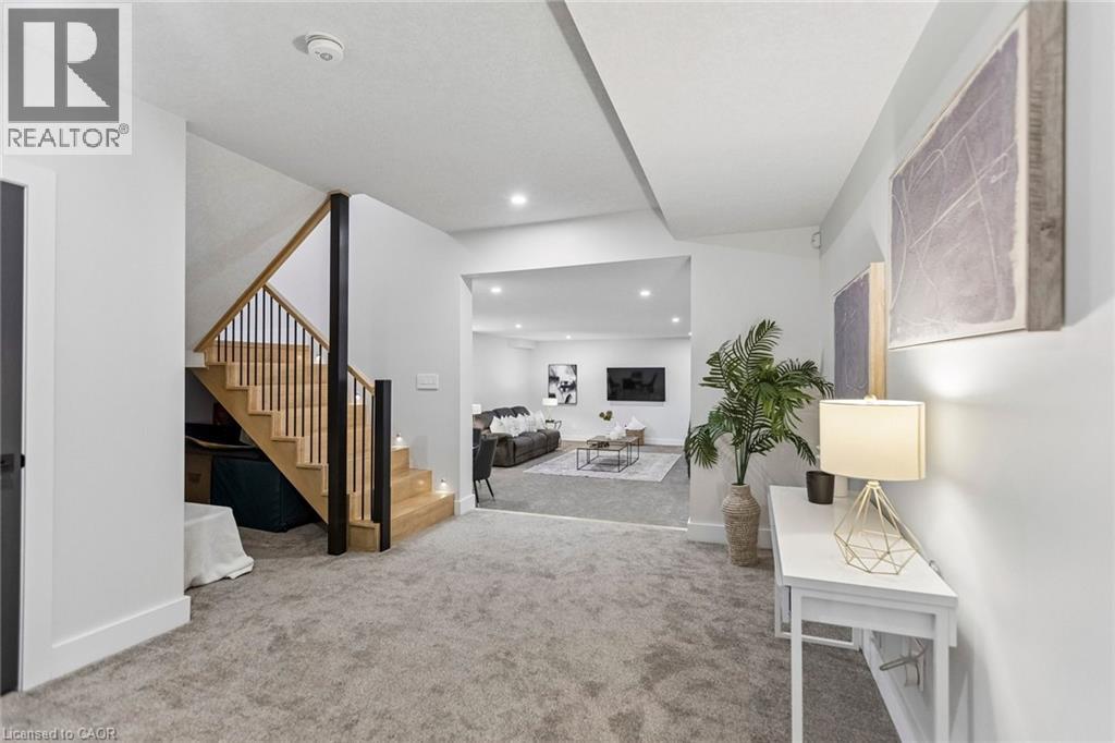 95 PONDCLIFFE Drive - 41