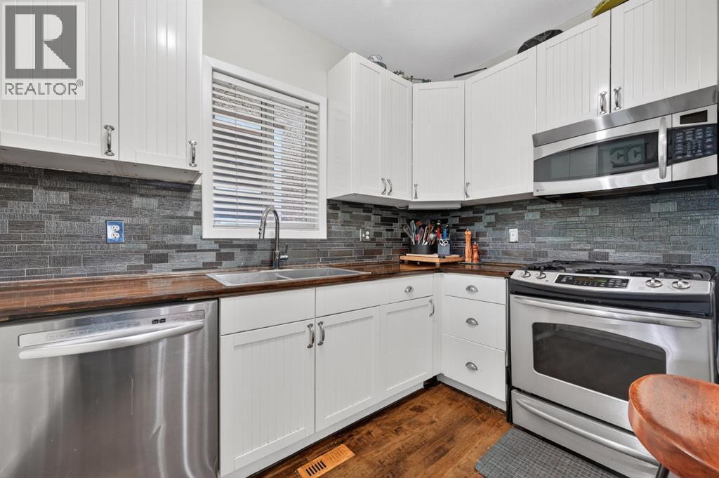 447 Marsh Road NE - 15