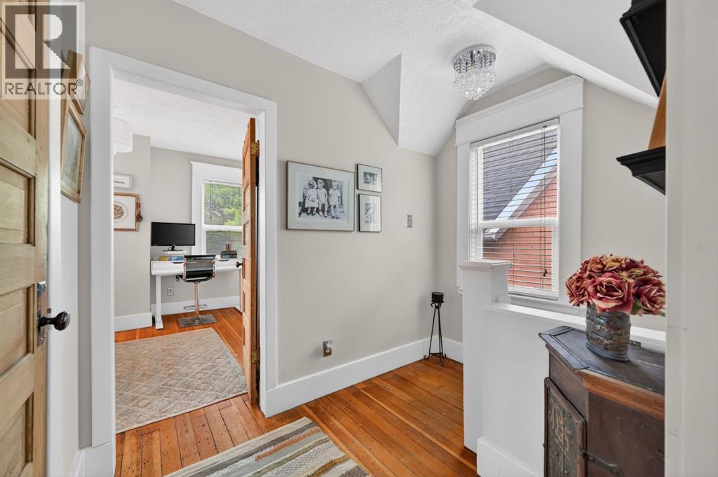 447 Marsh Road NE - 29