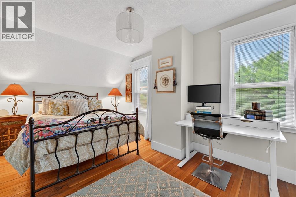 447 Marsh Road NE - 31