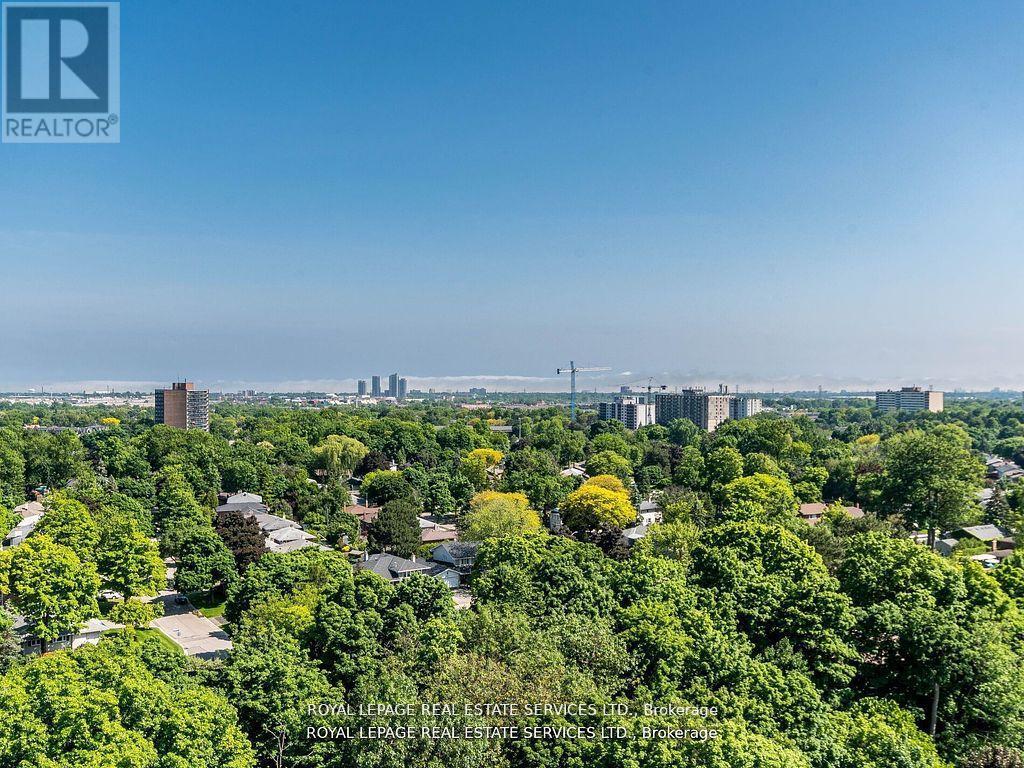 #PH 8 284 MILL ROAD - 18