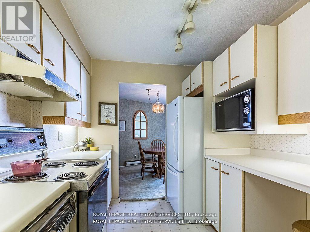 #PH 8 284 MILL ROAD - 6