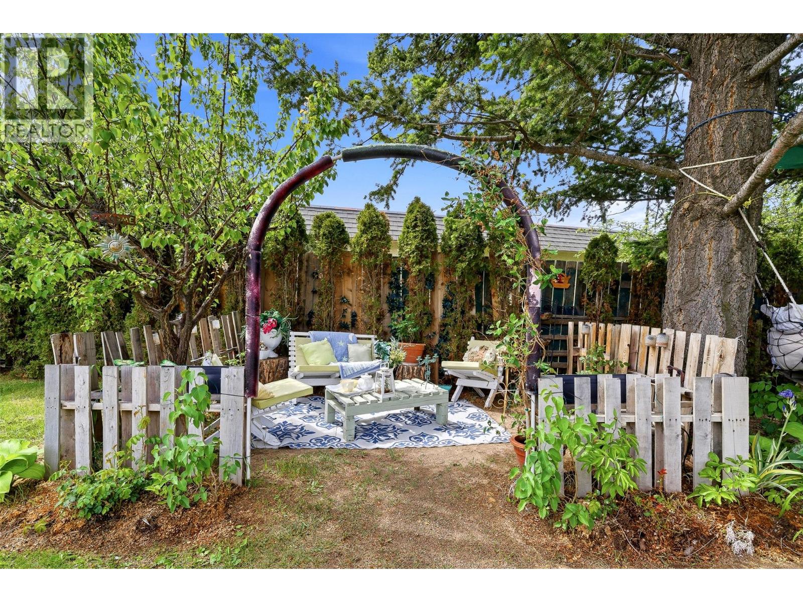 2920 Ransom Avenue - 66