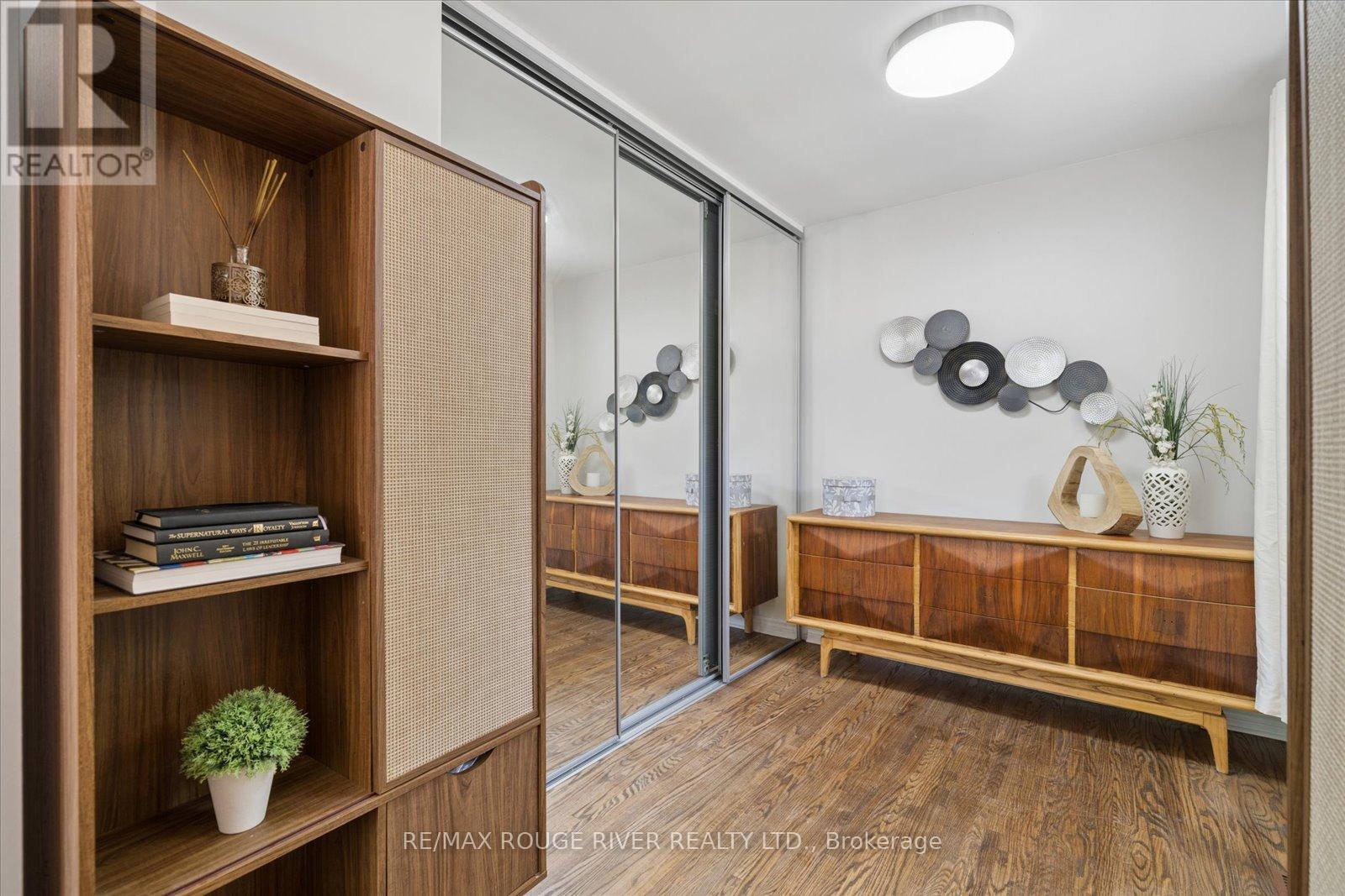 1007 WALTON BOULEVARD - 16