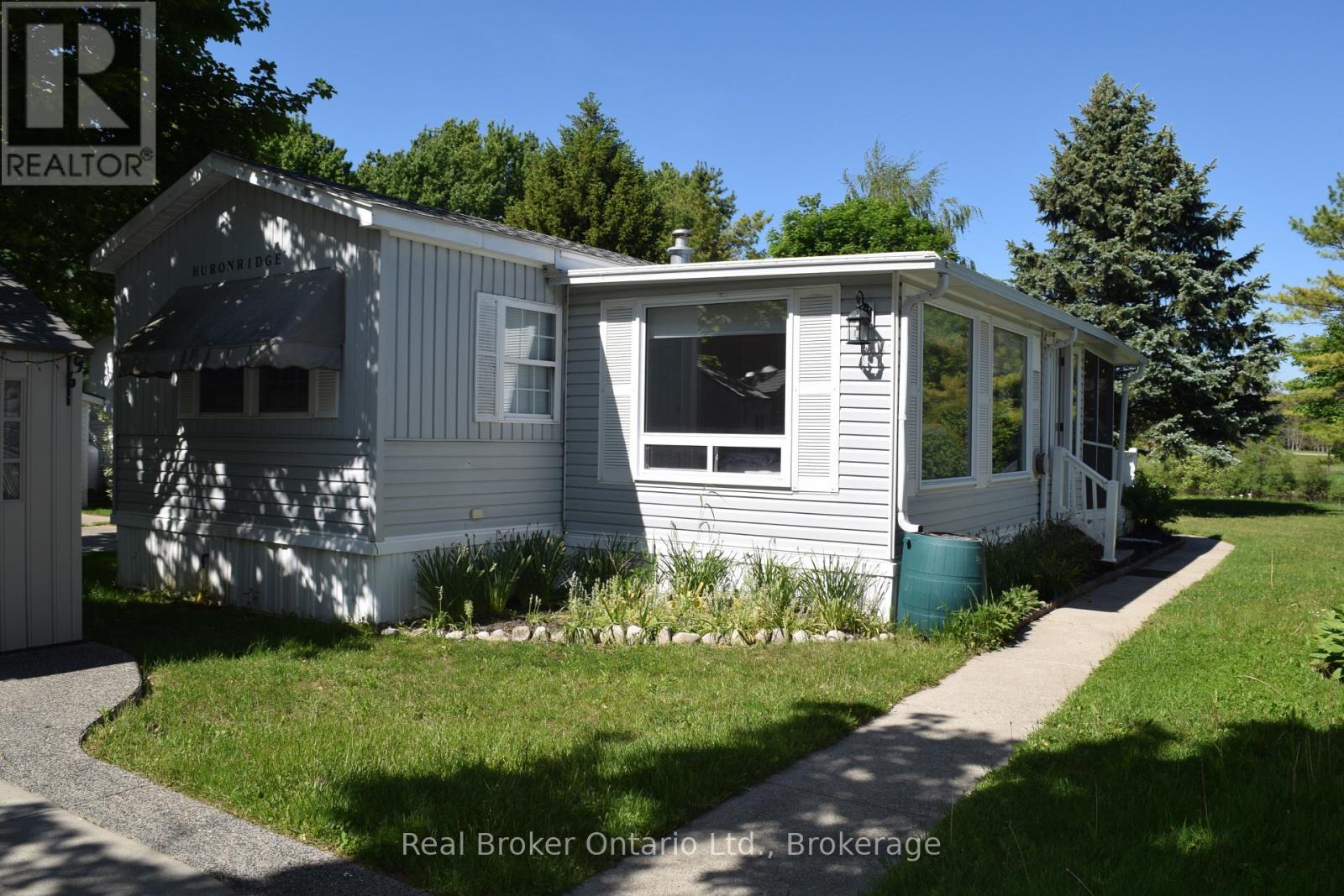 13 SOUTHLINE AVENUE - 10