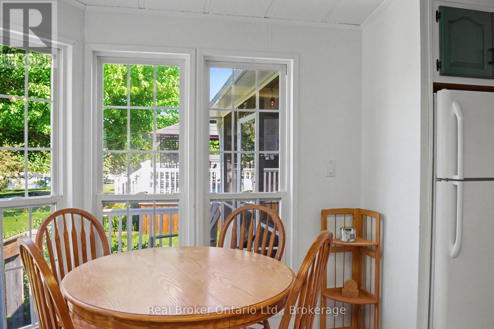 13 SOUTHLINE AVENUE - 19