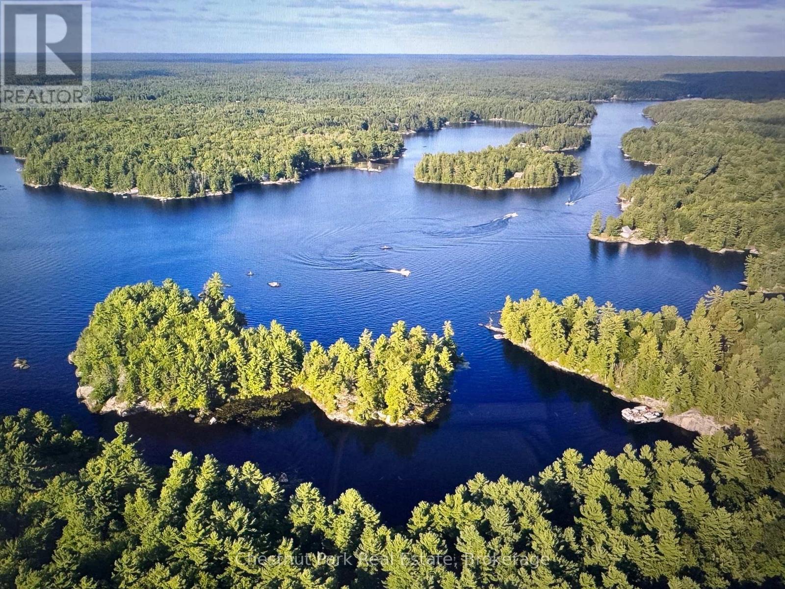 10 ISLAND 21 KL BOYD ISLAND - 39
