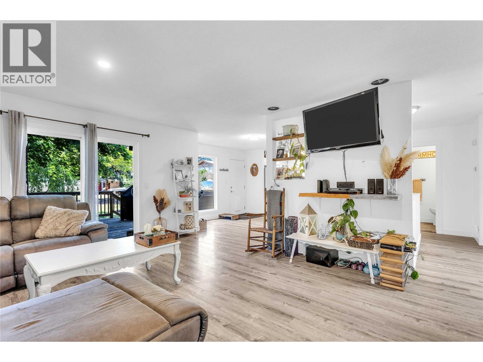 3172 Smith Creek Road - 17