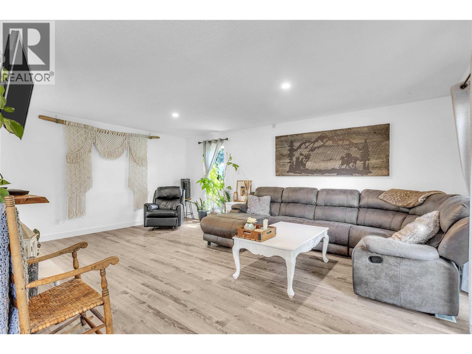 3172 Smith Creek Road - 18