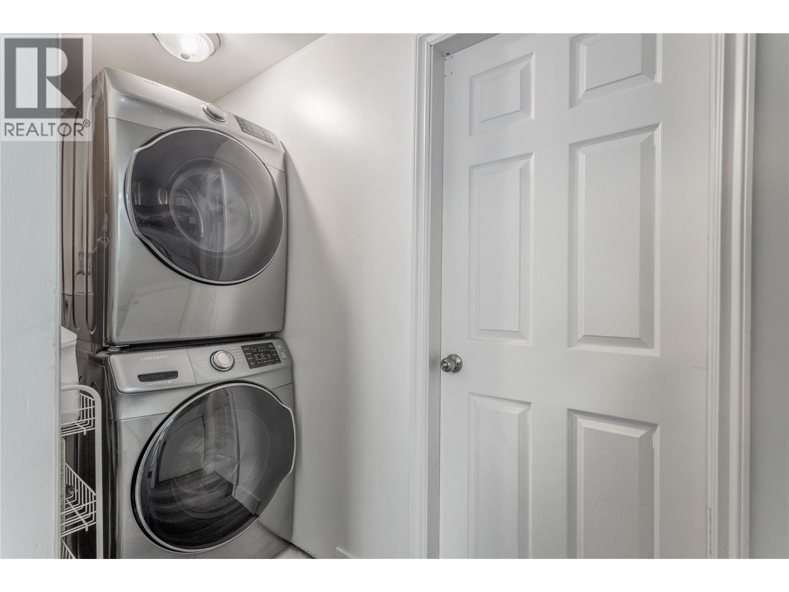 3172 Smith Creek Road - 32