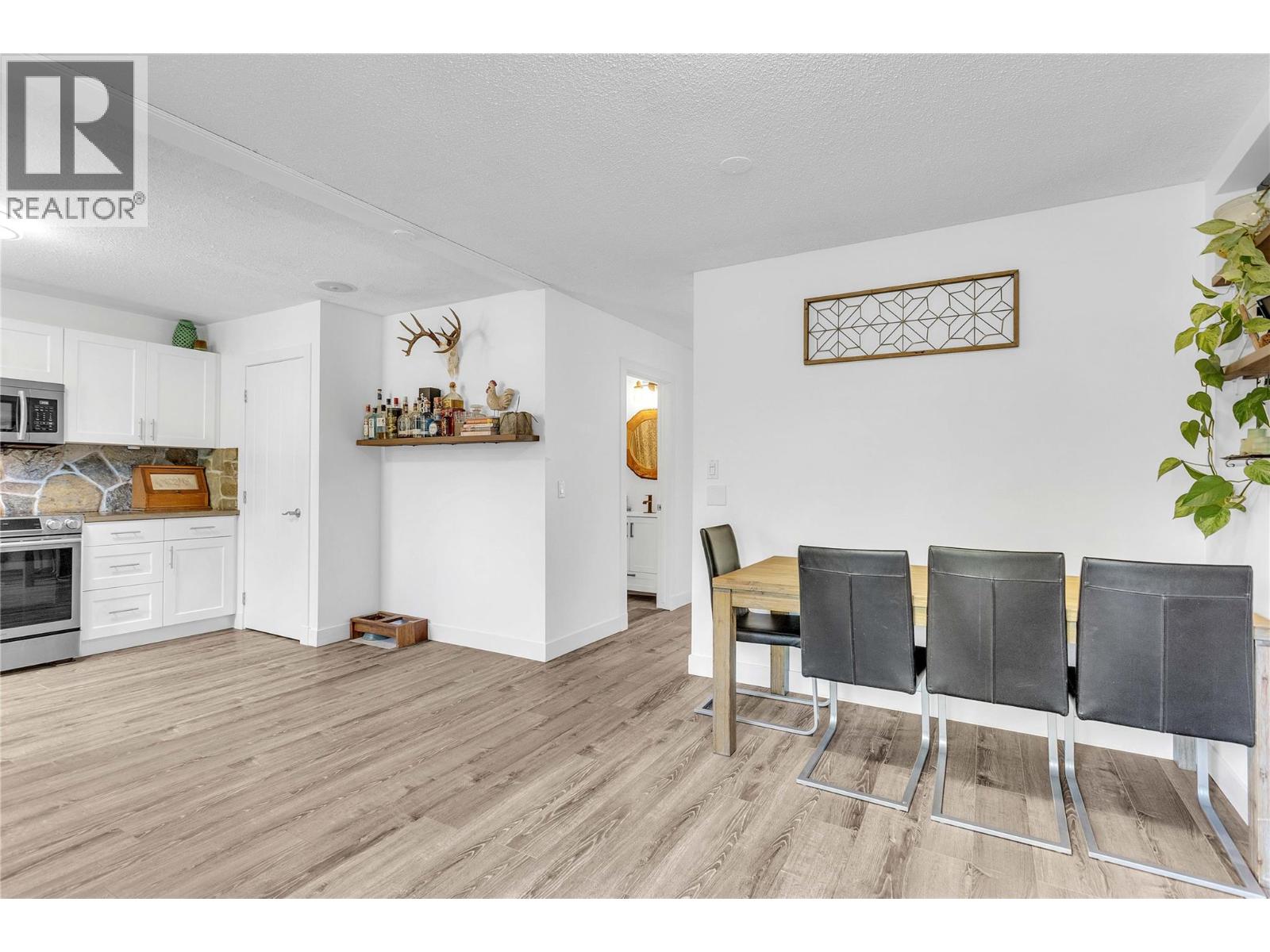 3172 Smith Creek Road - 23