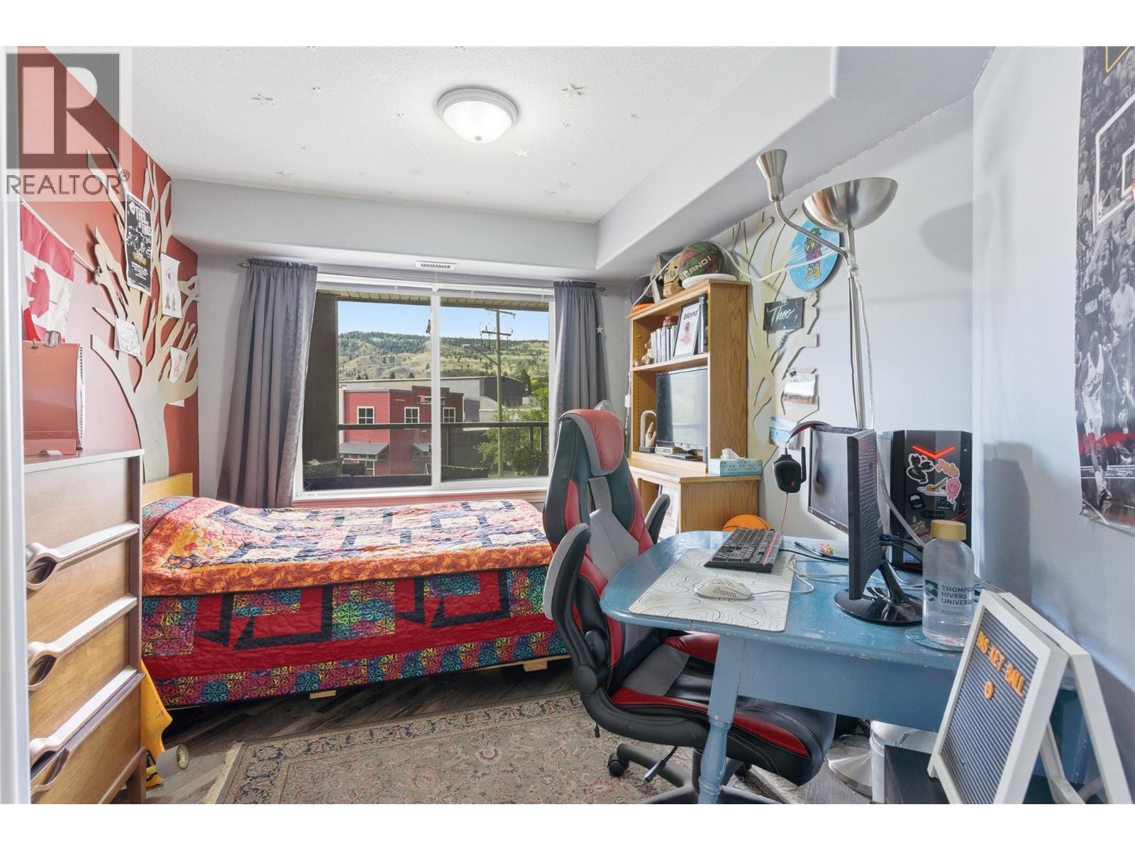 #310 950 LORNE Street - 7