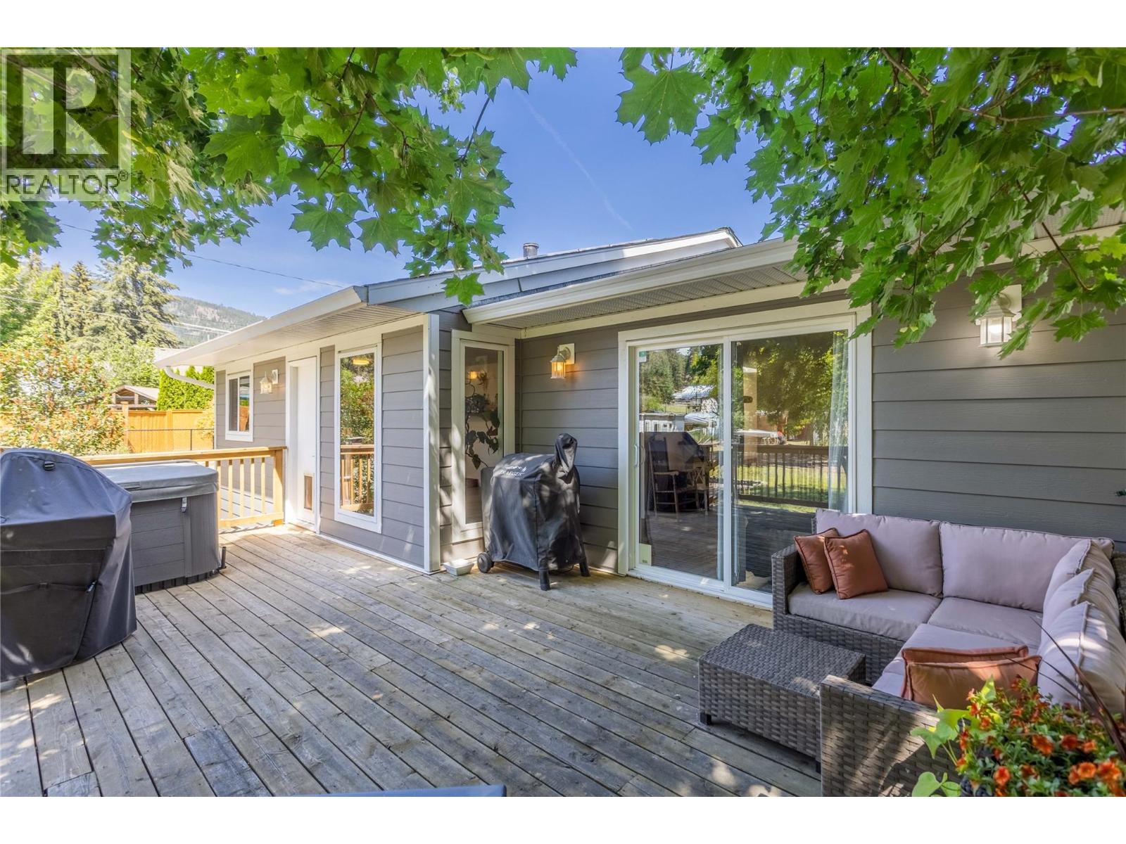 3172 Smith Creek Road - 52