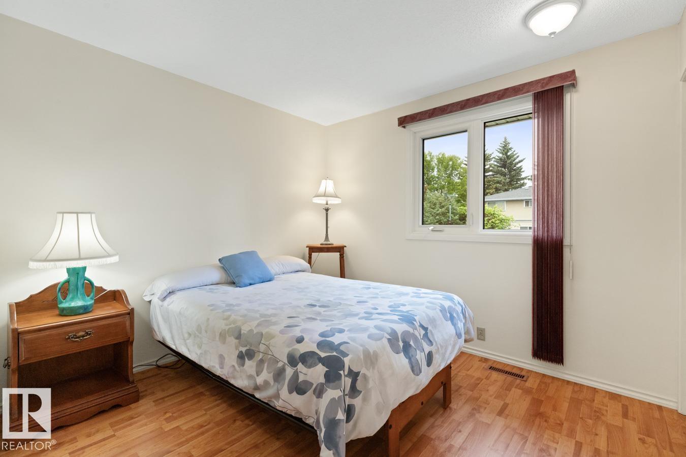 28 BRAESIDE CR - 28
