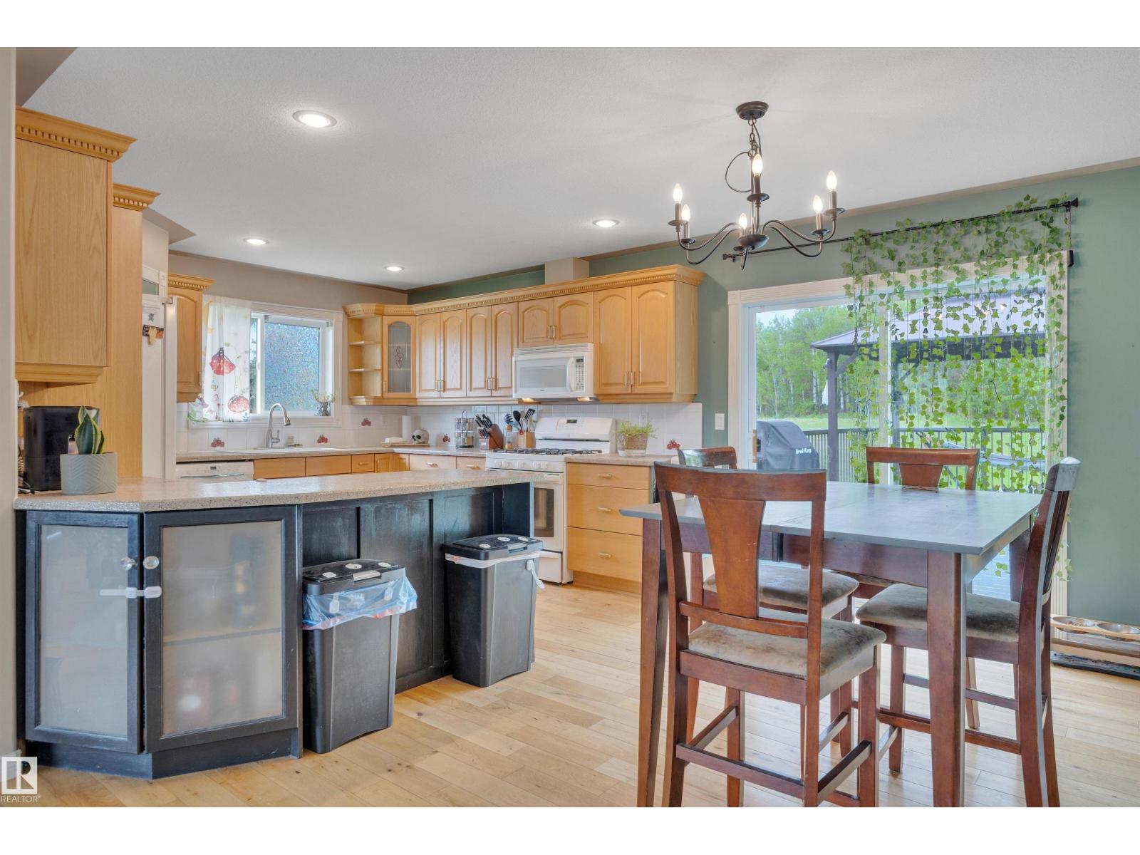 60, 20508 Township Road 502 - 14