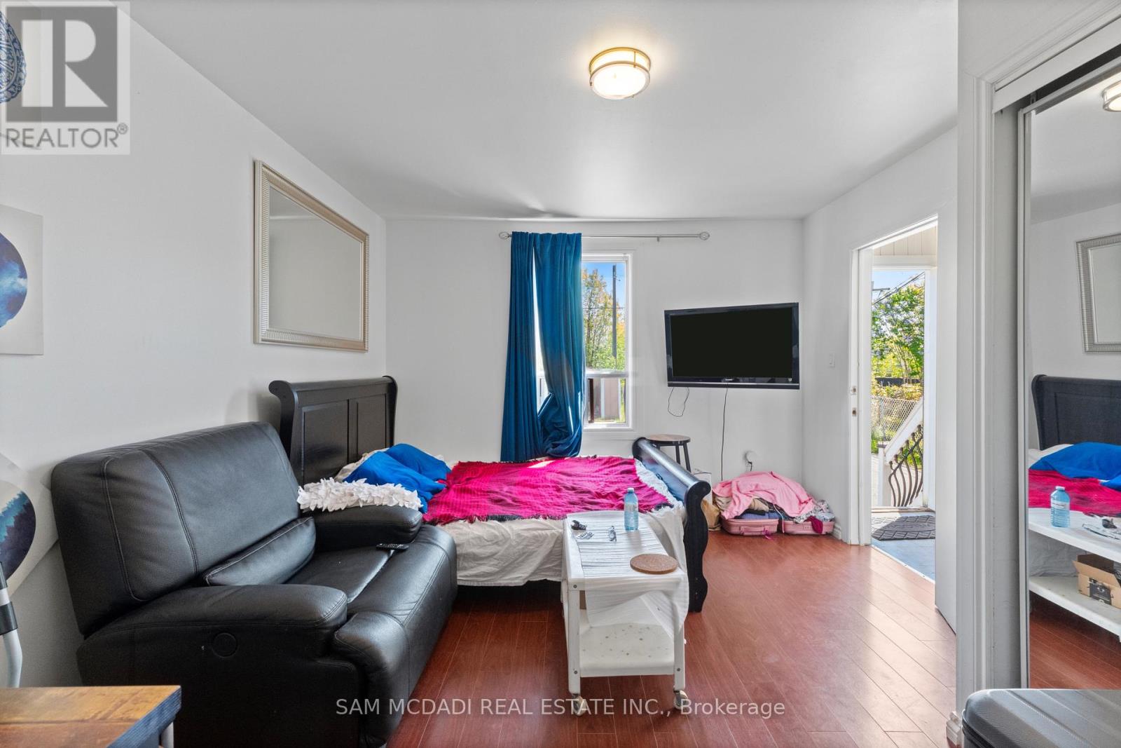 19 TOFFEE COURT - 5