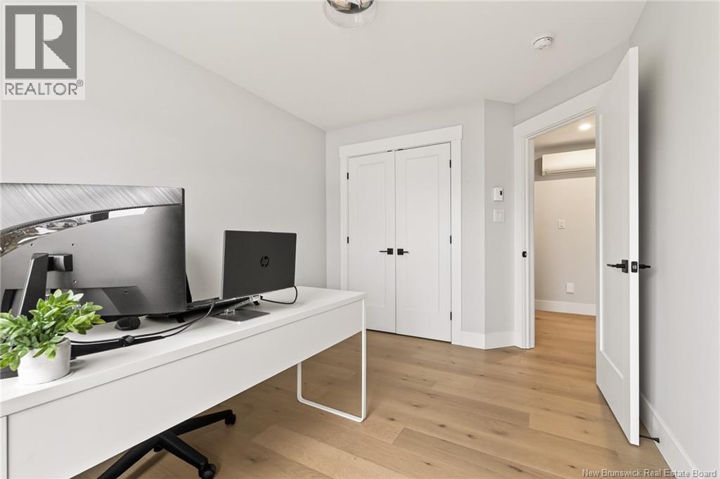 184 Norbert Street - Thumbnail 19