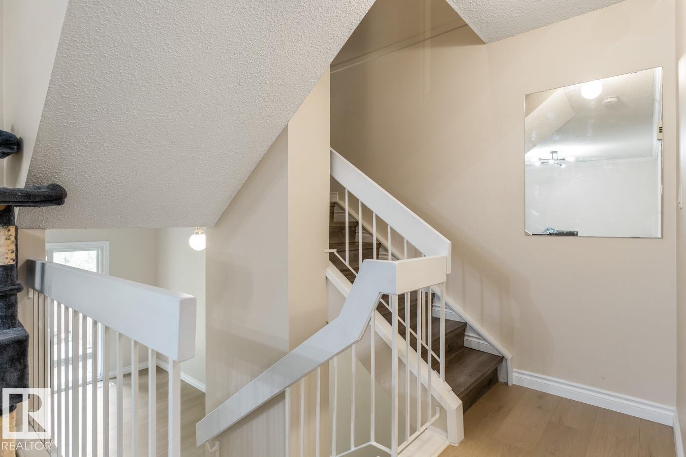 15731 121 ST NW - 18
