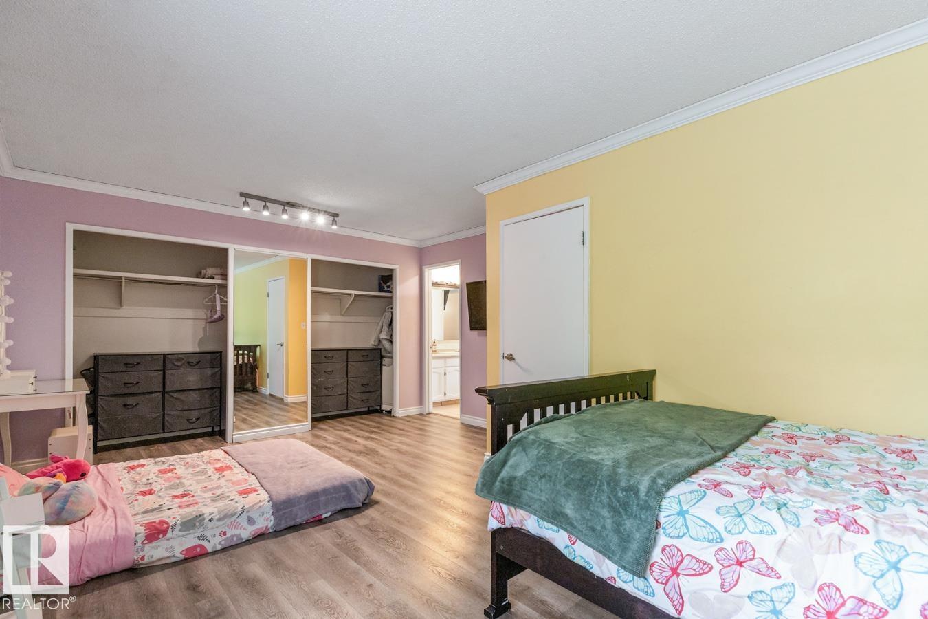 15731 121 ST NW - 23