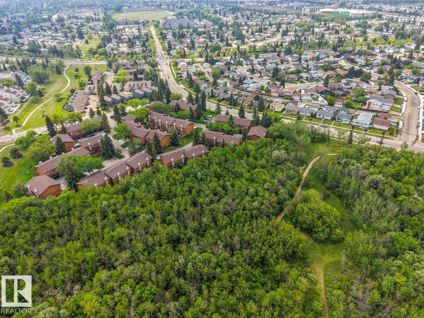 15731 121 ST NW - 39